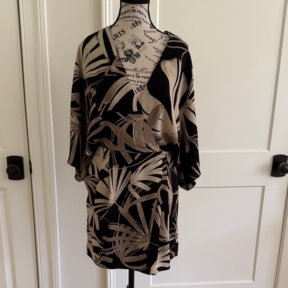 Elegant Black and Cream Women's Dress